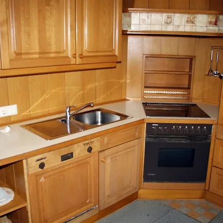 Hoamatlhuette بيت للعطل